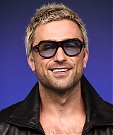 105.jpg