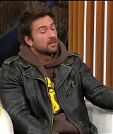 823.jpg