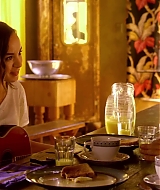 069.jpg